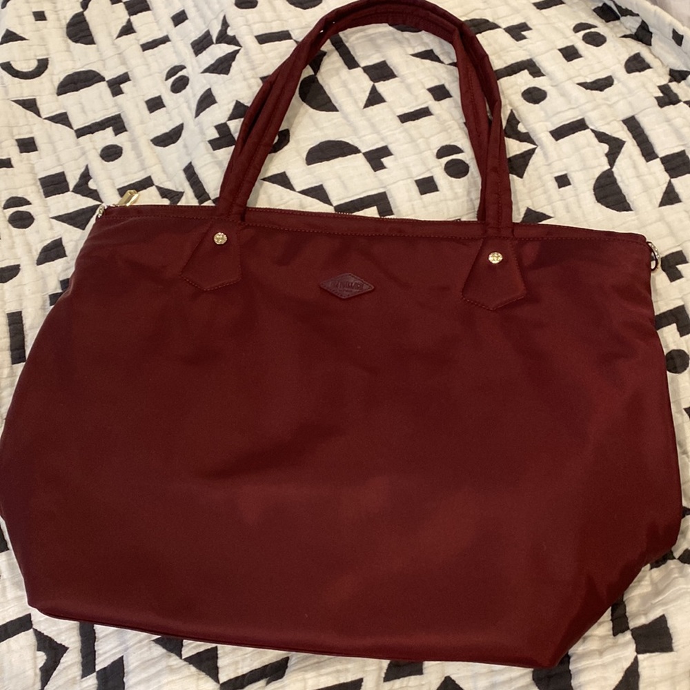 MZ wallace travel soho in port EUC!